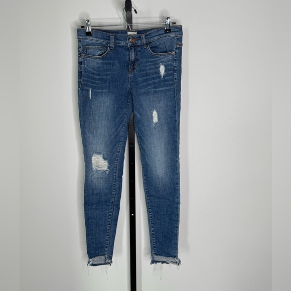 Sneak Peek Blue Ankle Cropped Jeans - Picture 2 of 10